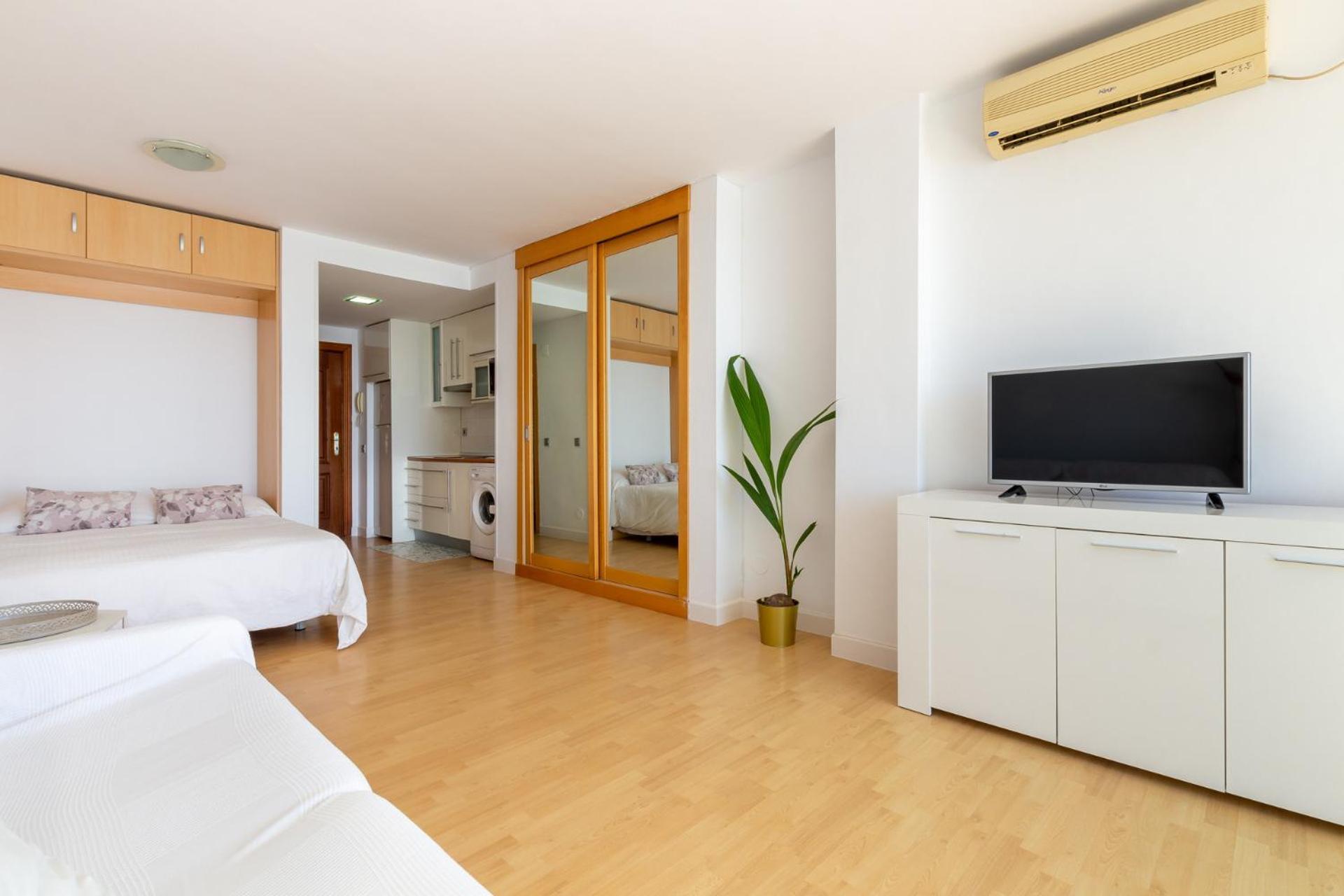 トレモリノスRoca Chica - Parking - Frente Playa - Terraza - Wifi - Bajondillo Y Carihuelaアパートメント エクステリア 写真